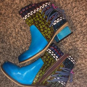Fun multicolored short cowboy boot!